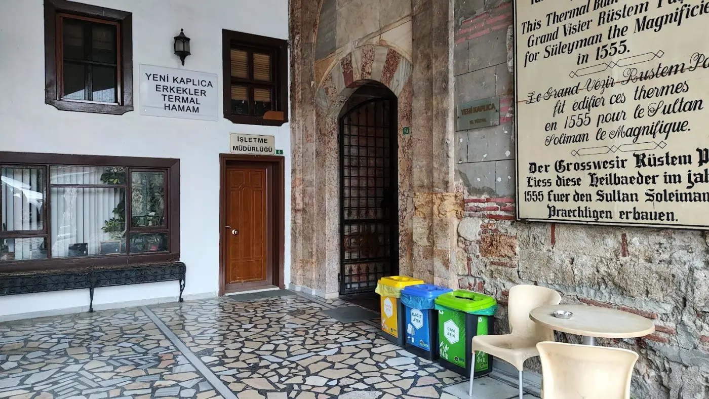 Yeni Kaplıca Erkekler Hamamı — fotoğraf