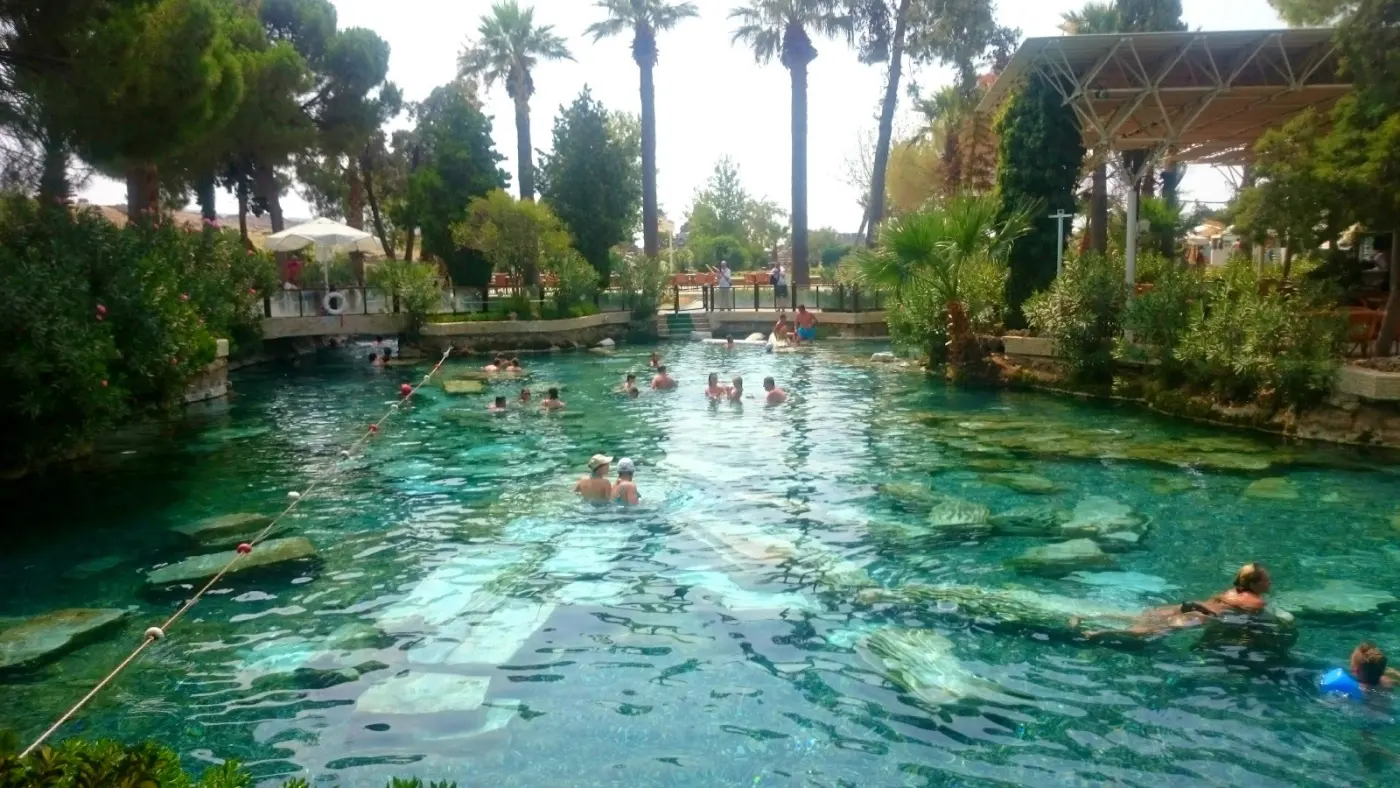 Pamukkale Antik Havuz (Kleopatra Havuzu) — fotoğraf