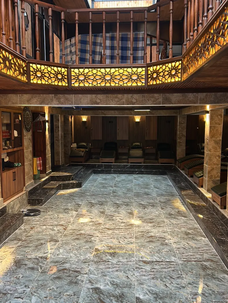 Tarihi 8 Direkli Hamam — fotoğraf