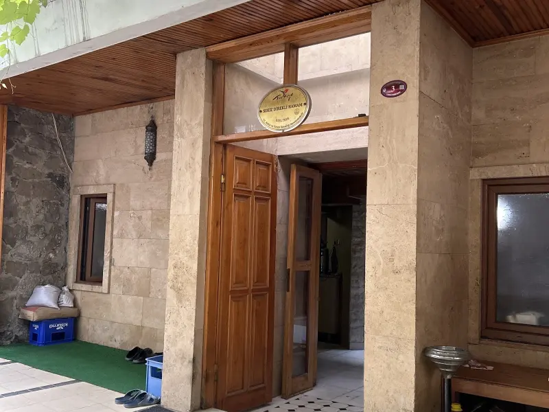 Tarihi 8 Direkli Hamam — fotoğraf