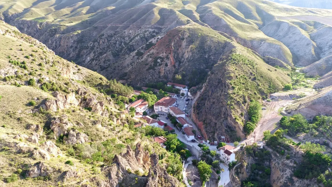 Beyter - Beypazarı Termal Tesisleri Dutlu- Tahtalı Kaplıca Ve İçmeceleri — fotoğraf